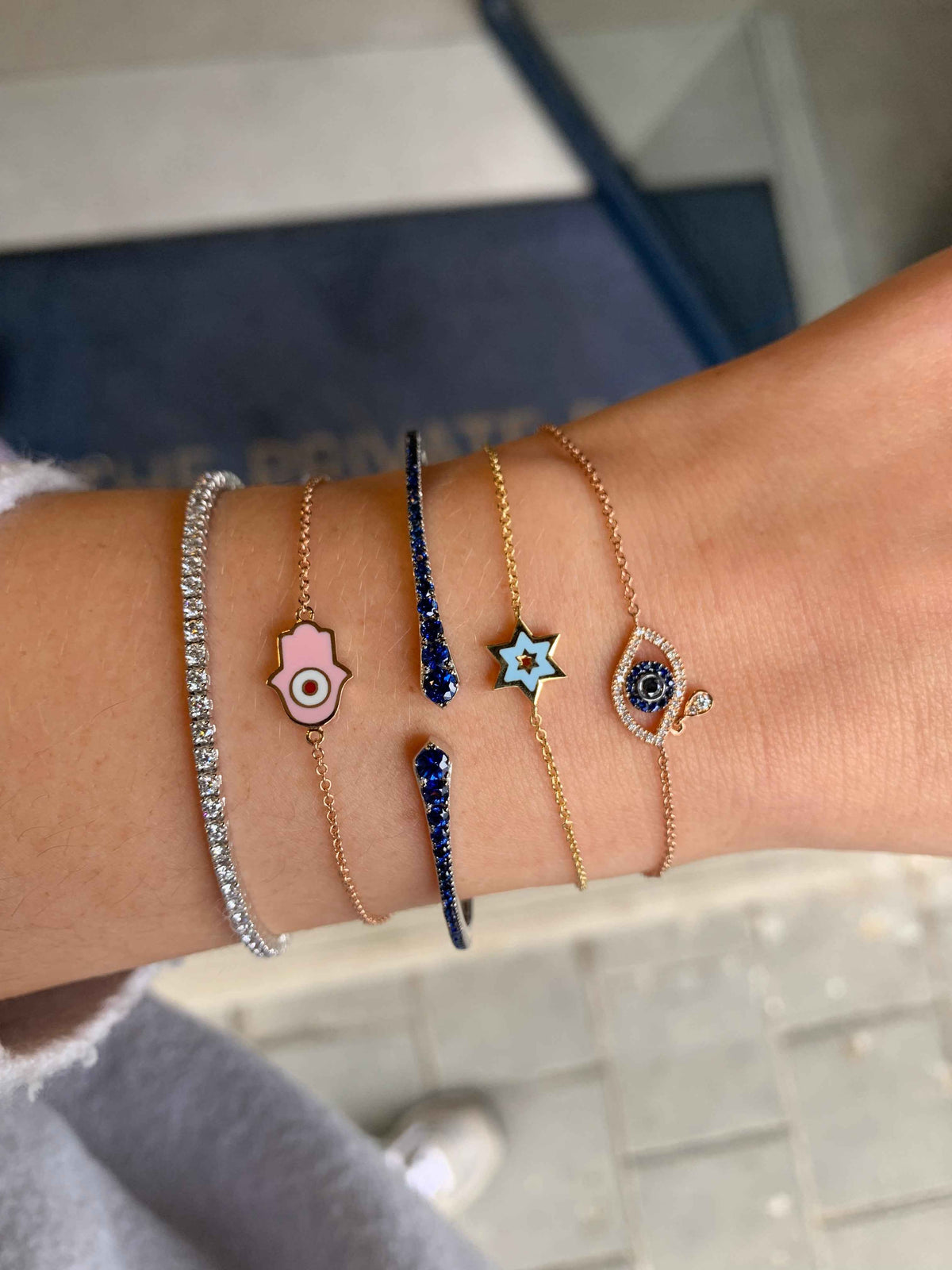 THE PRIVATE ROOM Sapphire Bangle