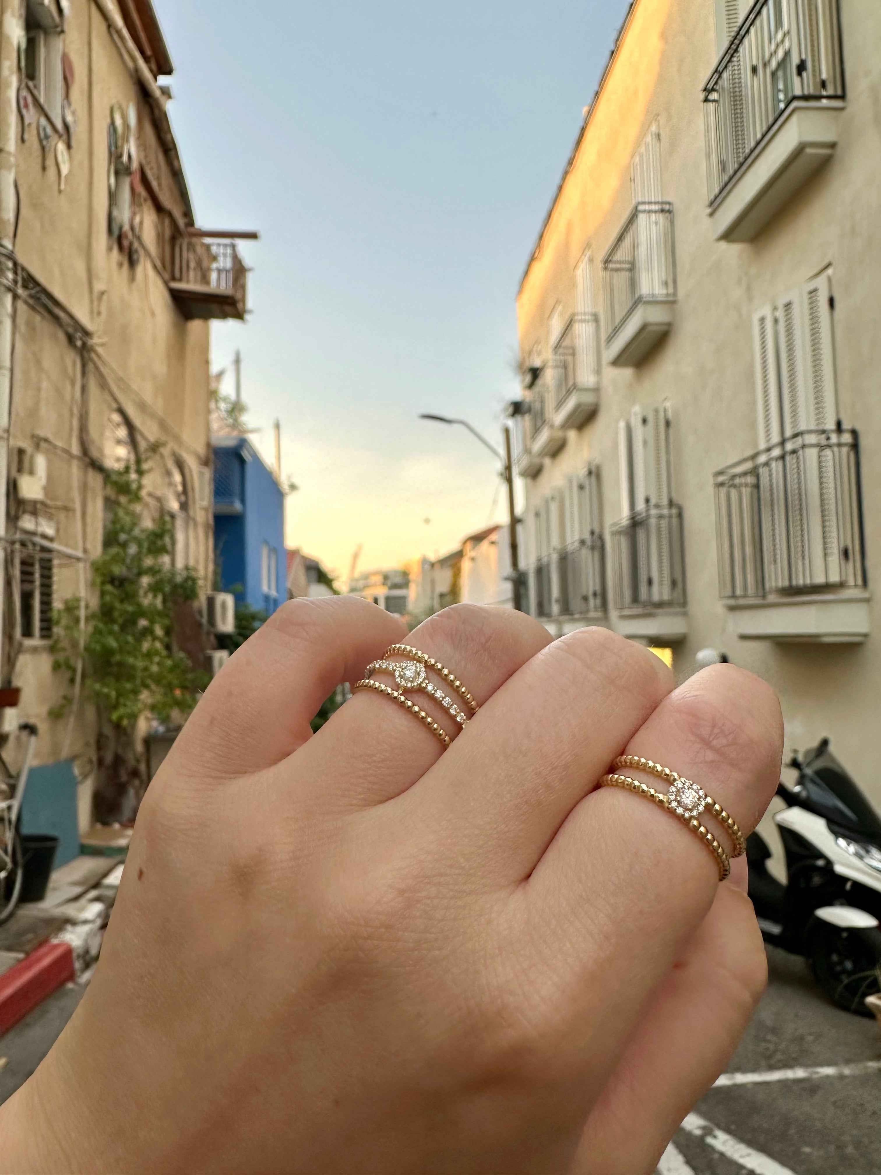 Double Bubble Halo Ring
