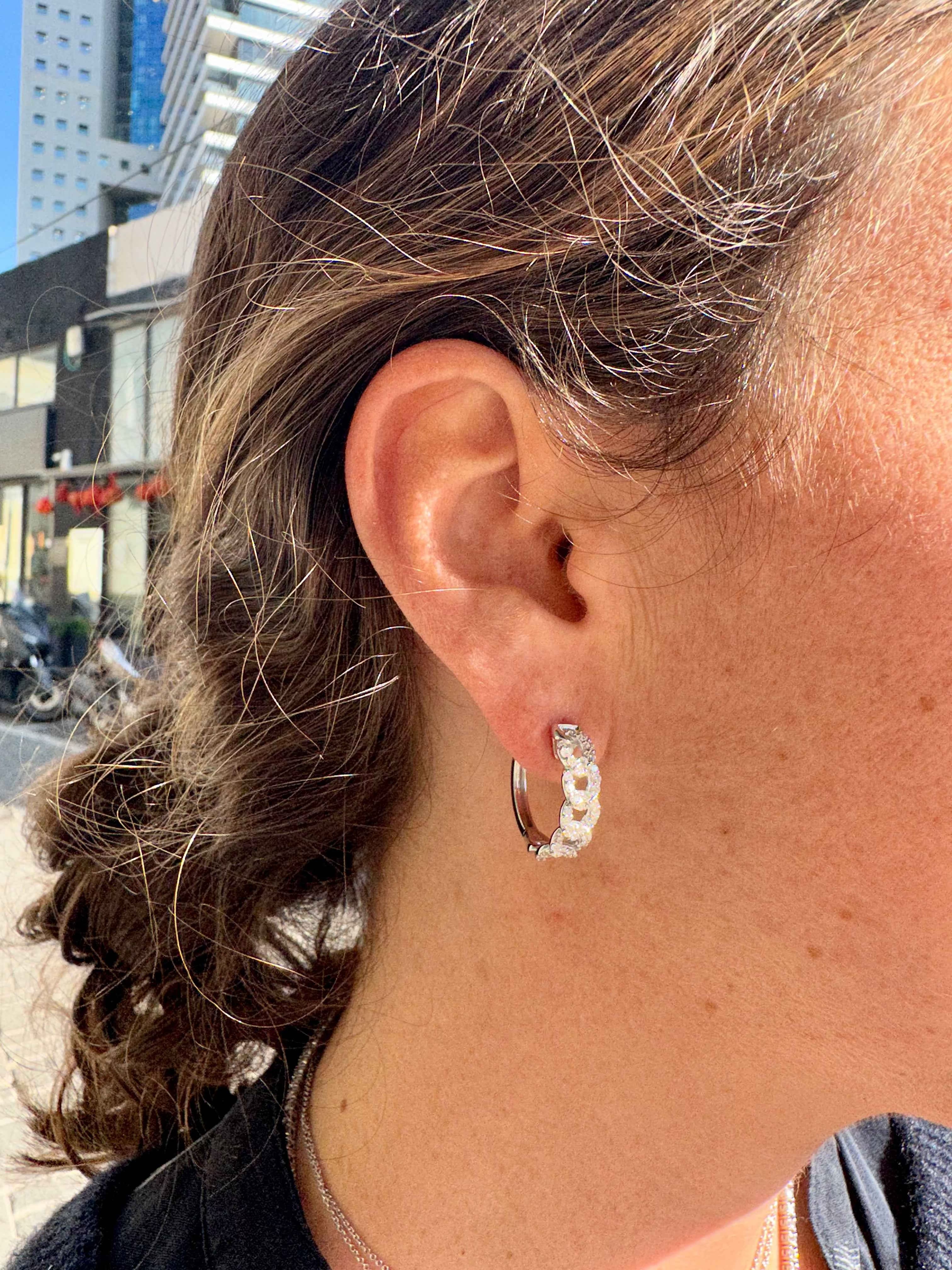Chain Link Diamond Hoops
