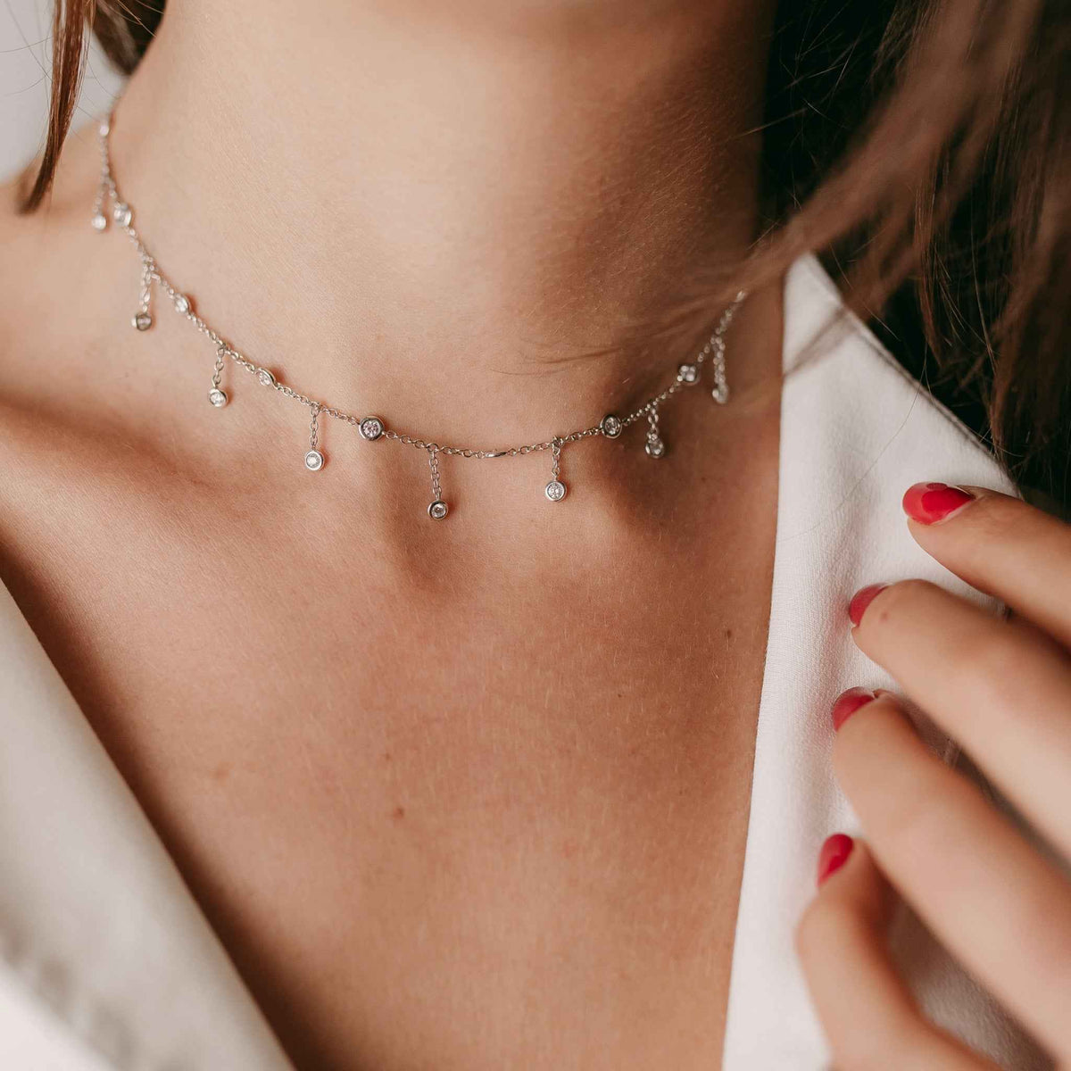 Hanging Diamonds Choker Necklace