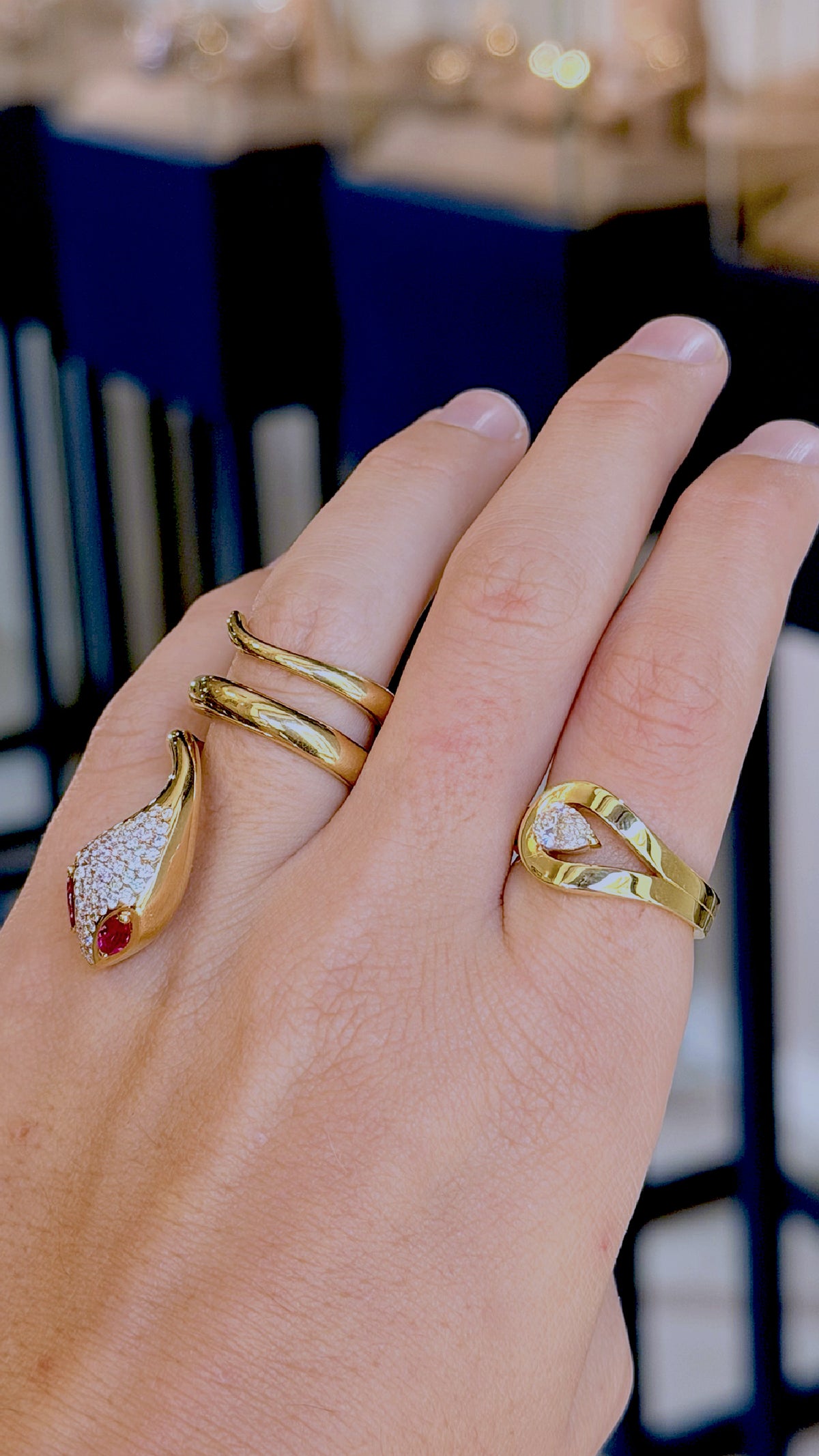 Diamond pear shape knot ring