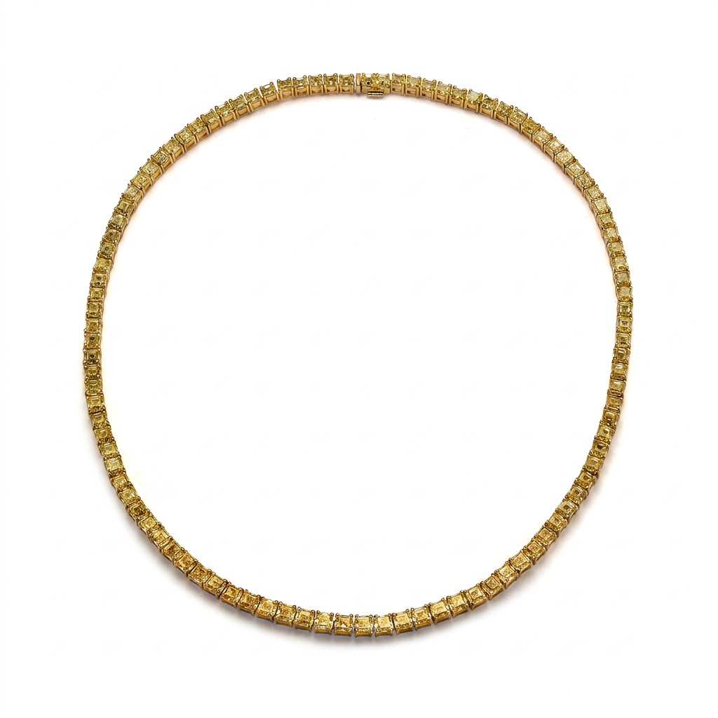 Yellow diamonds are notoriously difficult to match, but this necklace manages a remarkably — necklace packshot, Chain detail