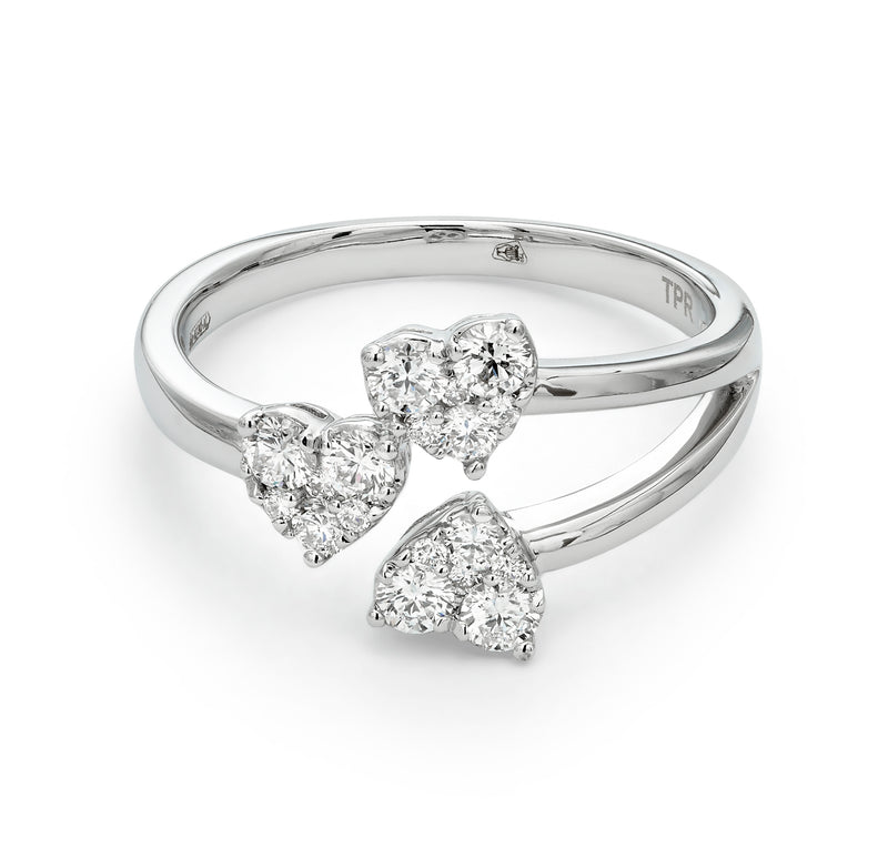 3 Diamond-Hearts Ring