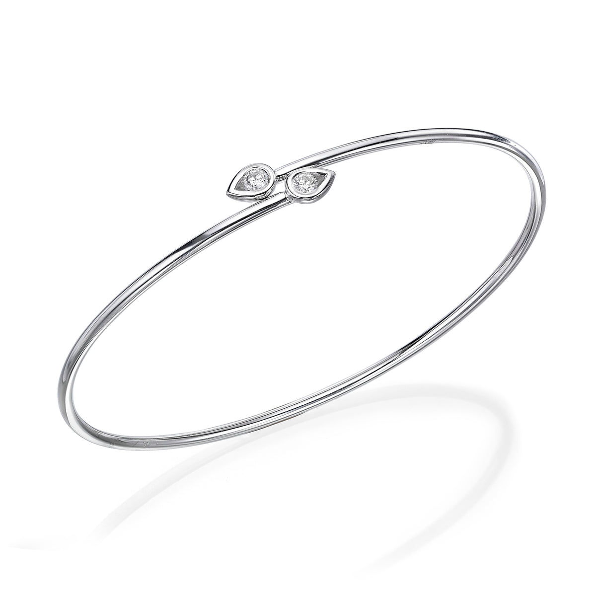 Teardrop Diamond Endcap Flexible Bangle white 18K gold