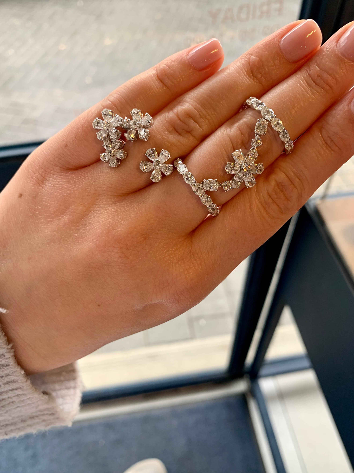 Dancing Flower Ring