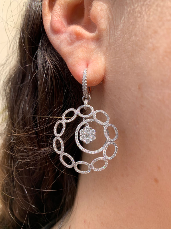 Dangling Flower Diamond Earrings